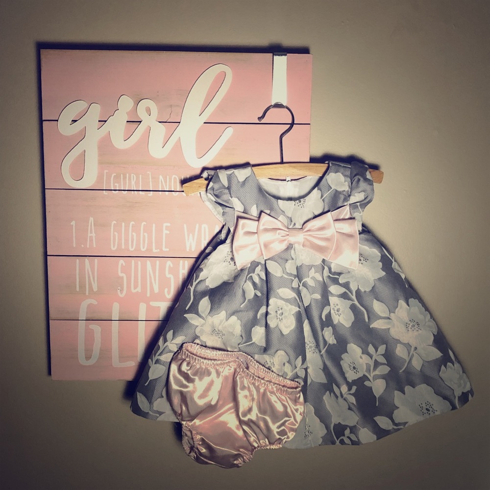 Pretty dress for toddler girl